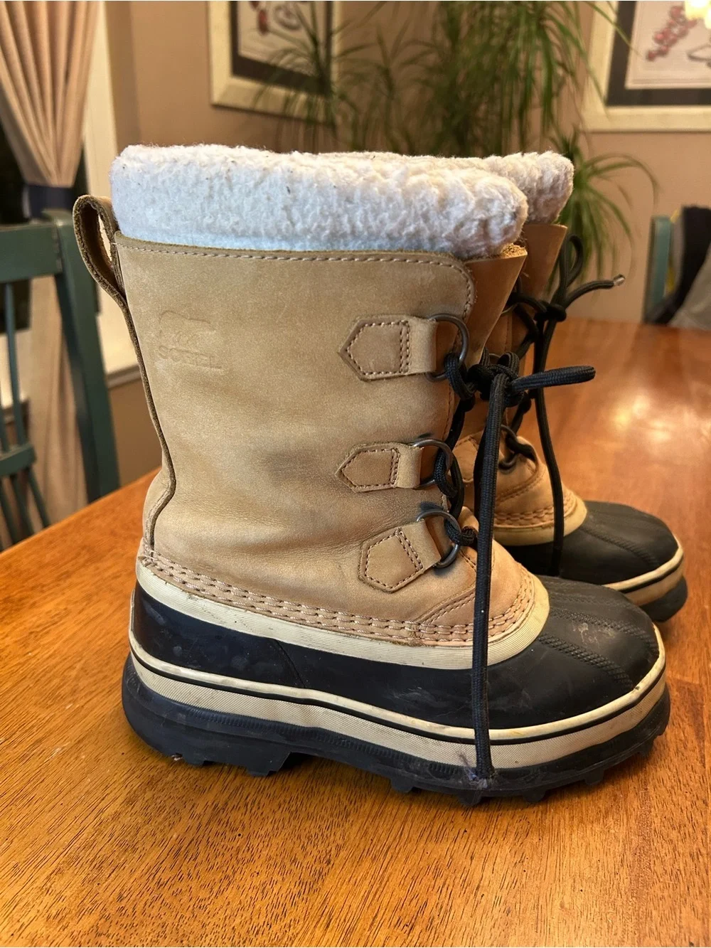 Sorel Youth Caribou Waterproof Youth Unisex Snow Boots Sz 3
